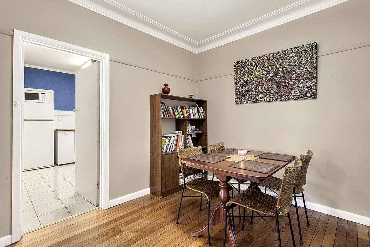42 Tudor Street, BENTLEIGH EAST VIC 3165, Bentleigh East - Thumbnail 3