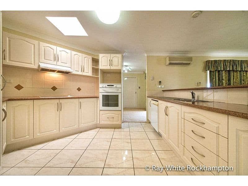 41 Samuel Crescent, Parkhurst QLD 4702, Parkhurst - Thumbnail 3