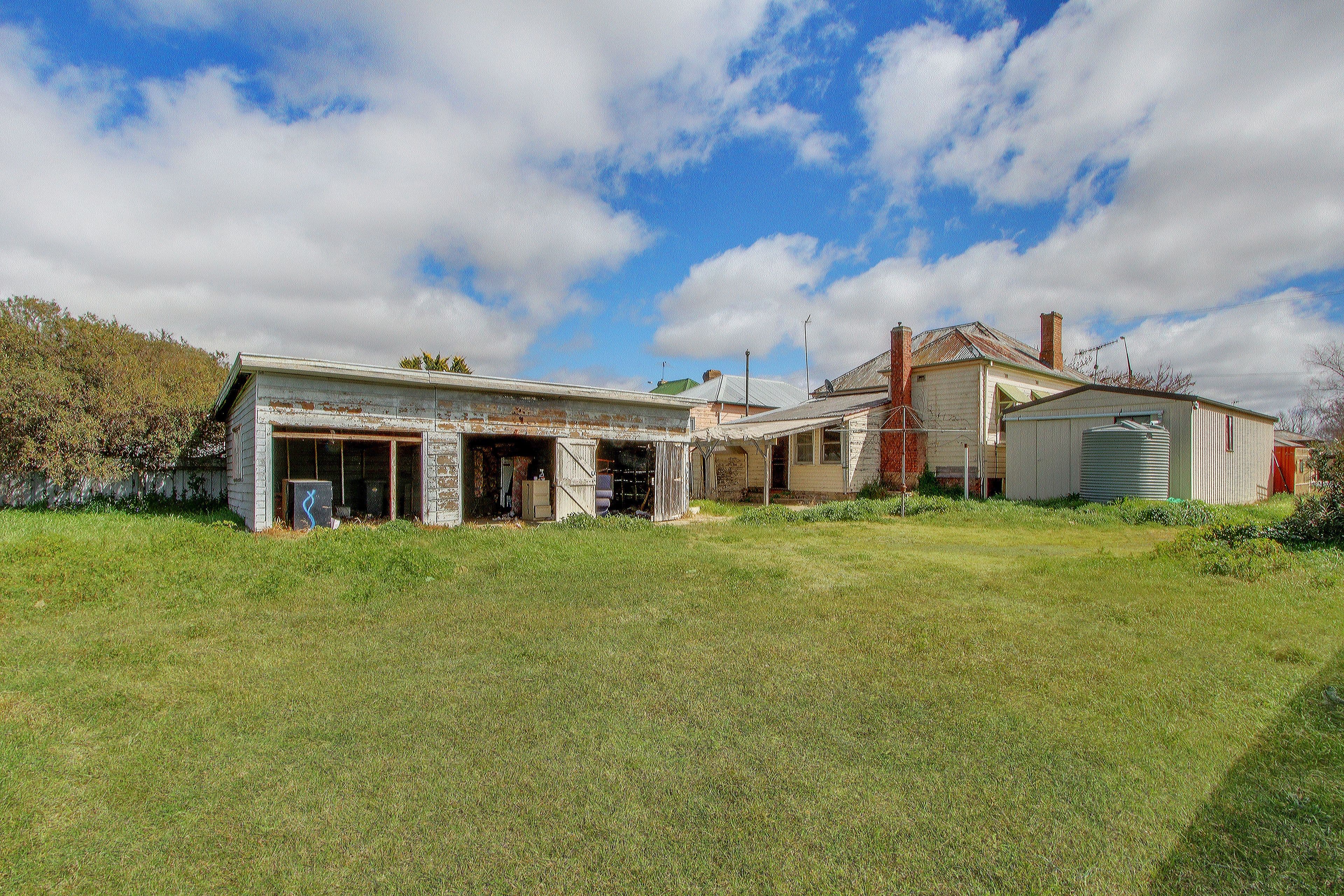 27 Lagoon Street, Goulburn - Thumbnail 3
