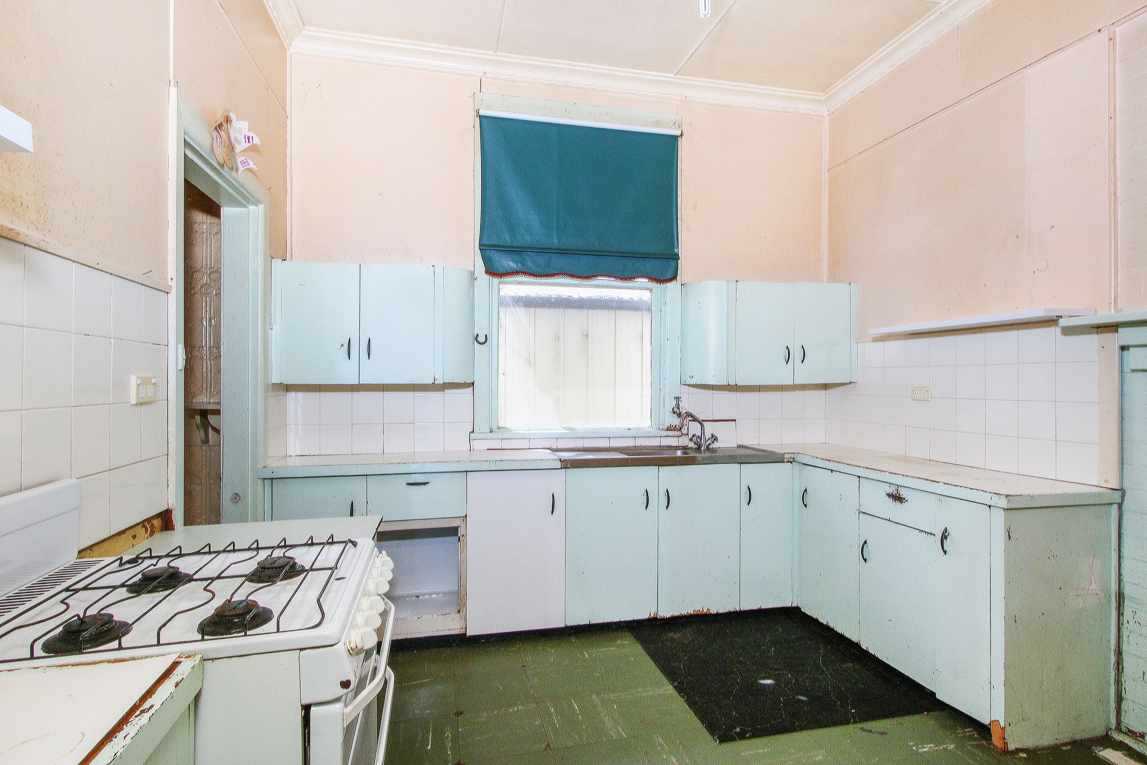 27 Lagoon Street, Goulburn - Thumbnail 6