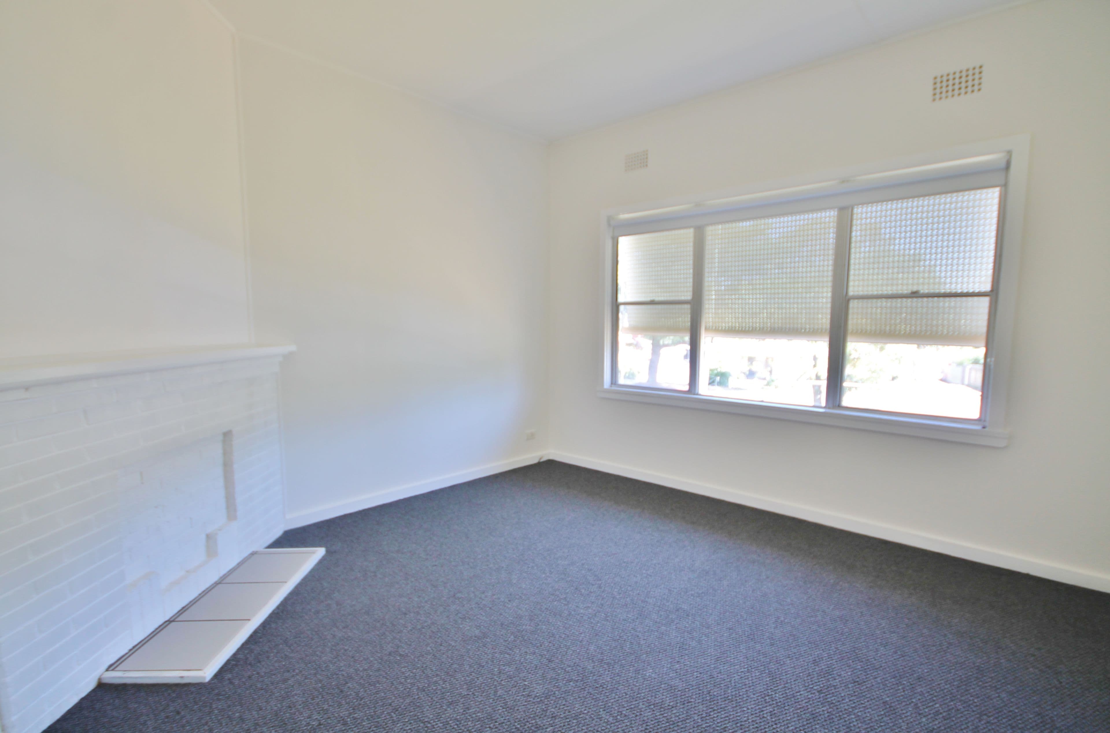 7 Blackett Avenue, Young - Thumbnail 6