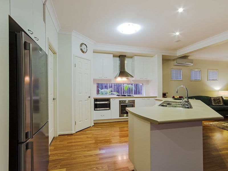 19 Meridien Avenue, VARSITY LAKES QLD 4227, Varsity Lakes - Thumbnail 4