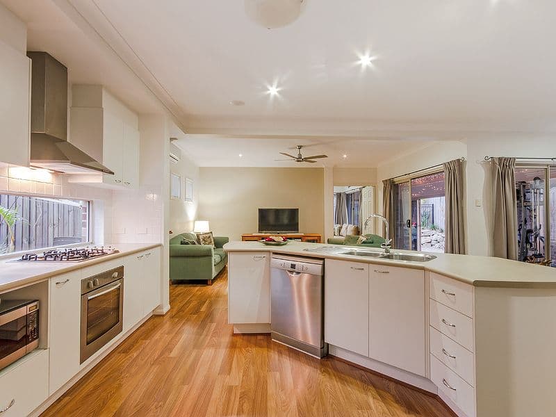 19 Meridien Avenue, VARSITY LAKES QLD 4227, Varsity Lakes - Thumbnail 5