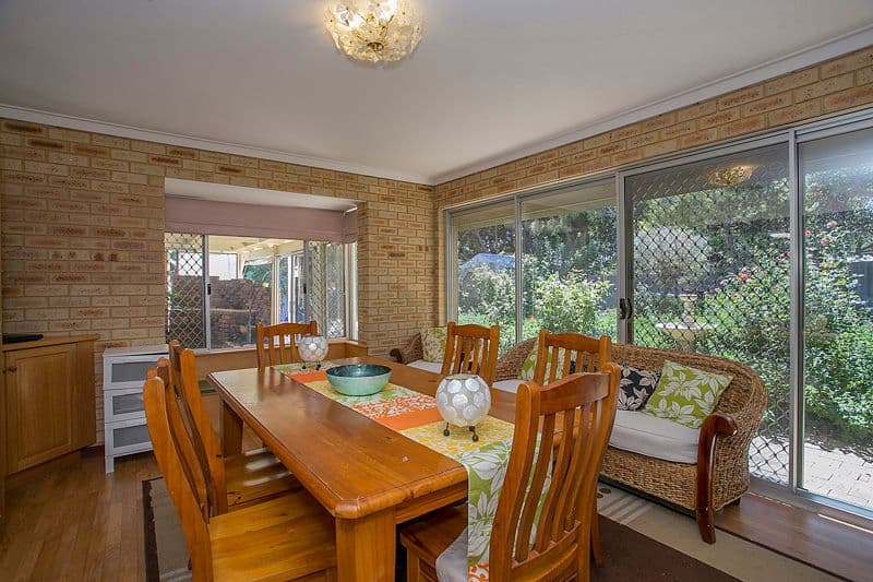 11 Bugendore Street, MAIDA VALE WA 6057, Maida Vale - Thumbnail 4
