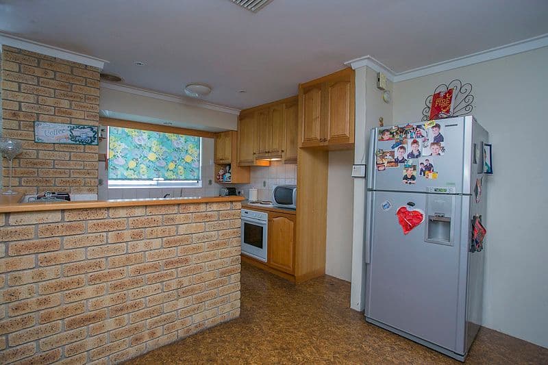 11 Bugendore Street, MAIDA VALE WA 6057, Maida Vale - Thumbnail 6