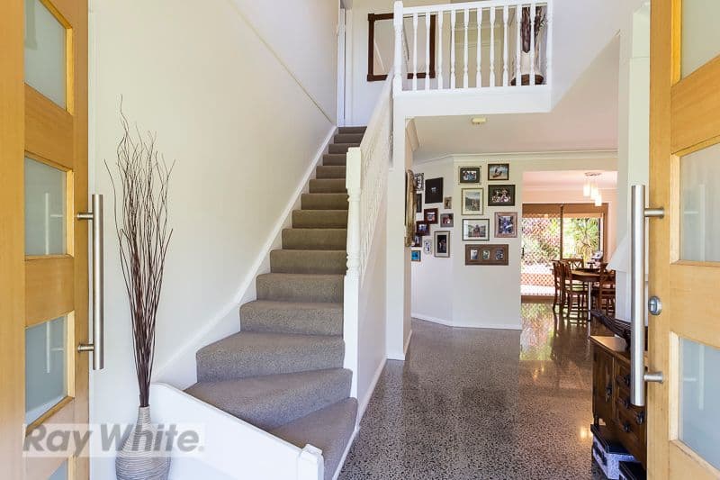 74 Banbury Street, Carina QLD 4152, Carina - Thumbnail 2