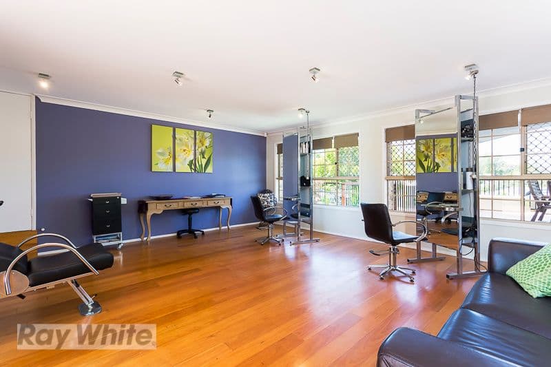 74 Banbury Street, Carina QLD 4152, Carina - Thumbnail 3