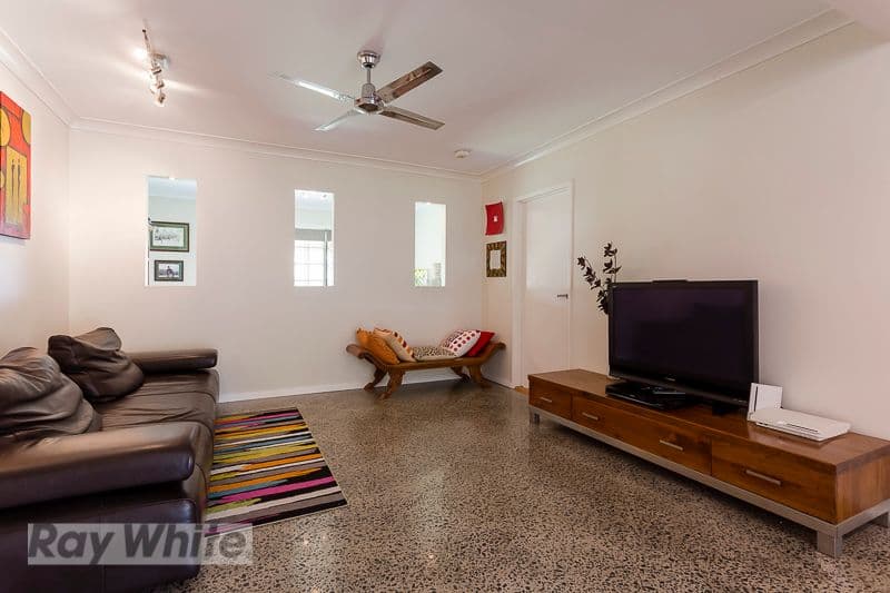 74 Banbury Street, Carina QLD 4152, Carina - Thumbnail 7