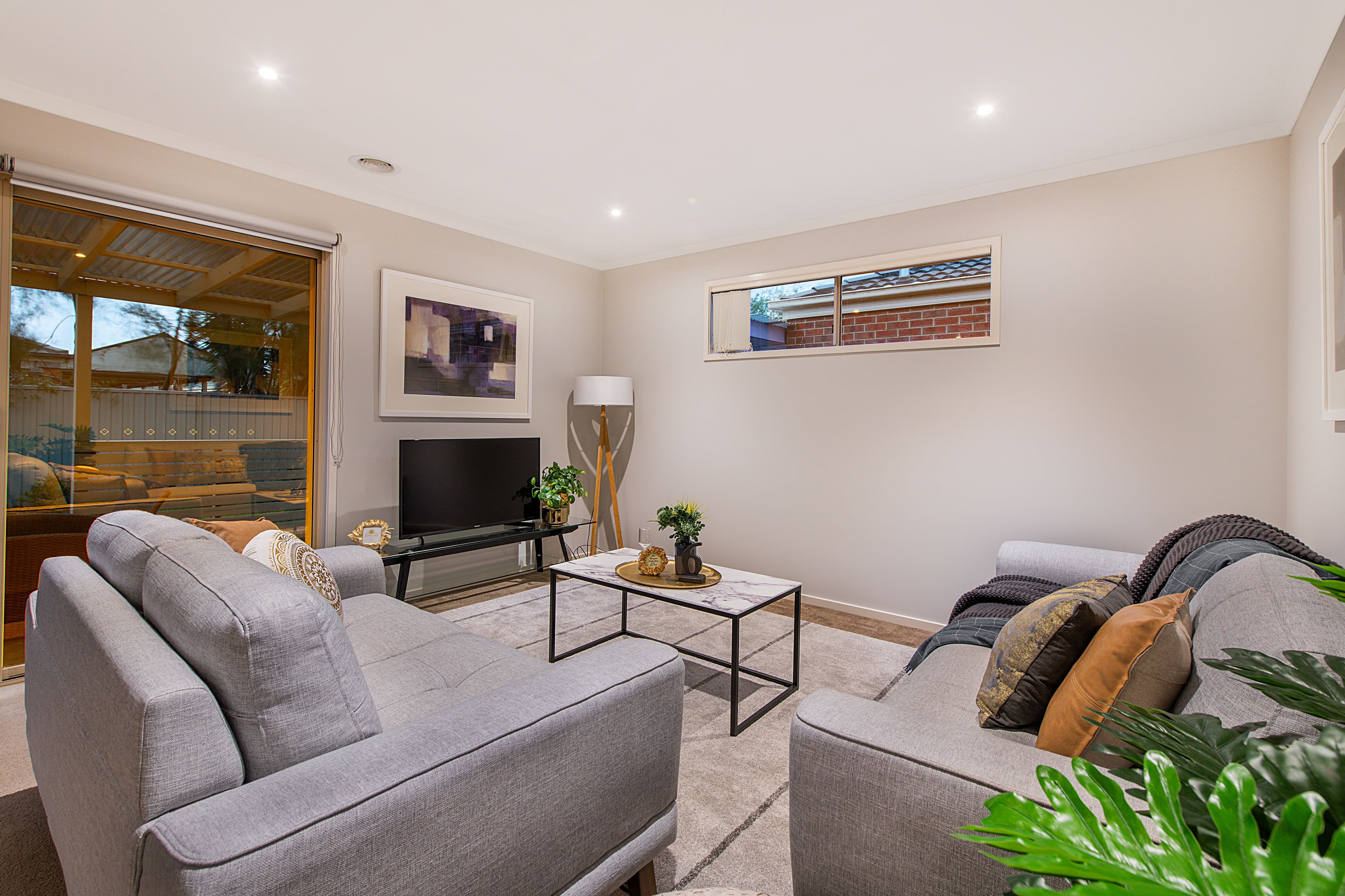 14 Tyndall Street, Cranbourne East VIC 3977, Cranbourne East - Thumbnail 5