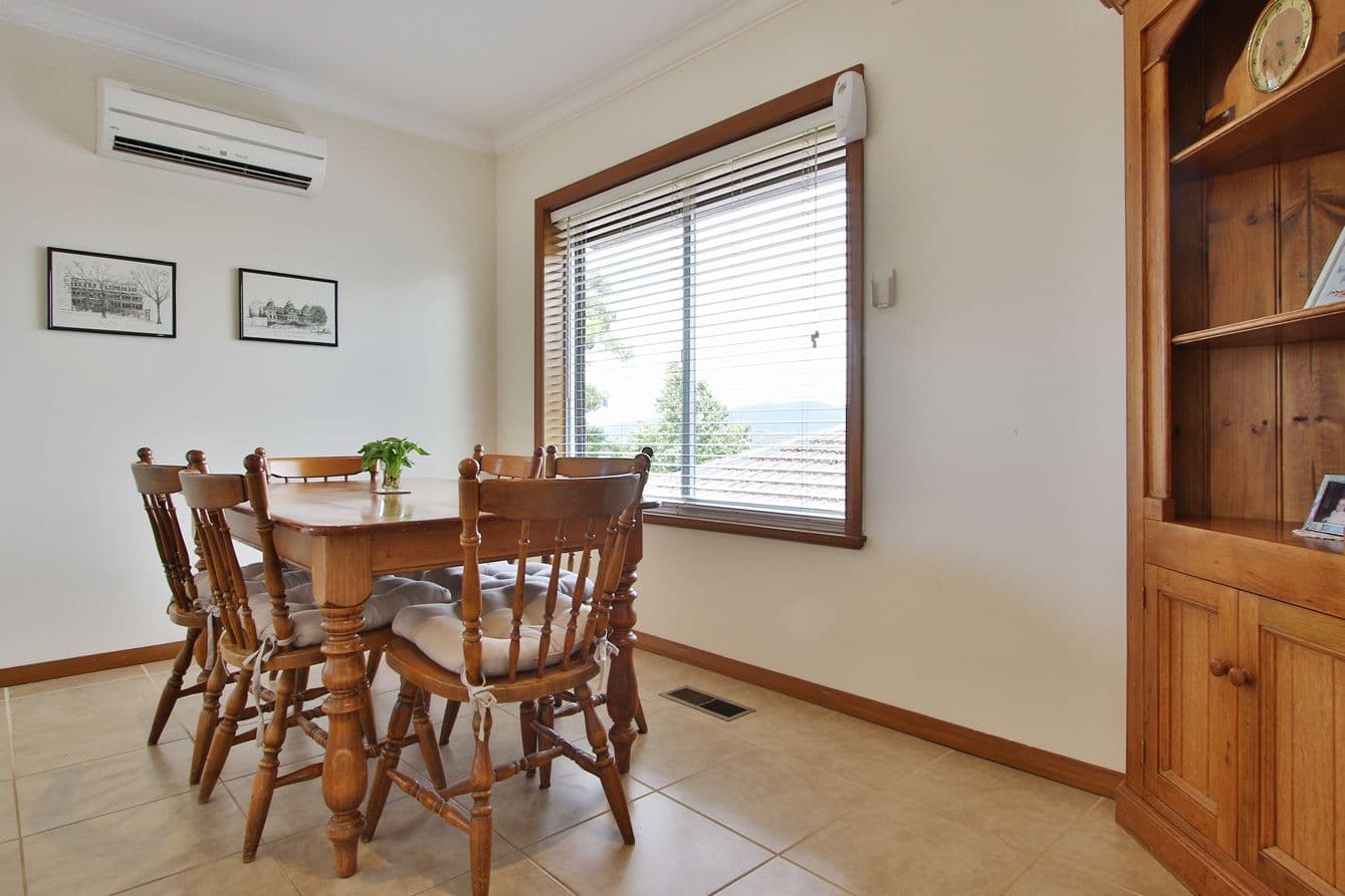 10 Crown Point, Chirnside Park VIC 3116, Chirnside Park - Thumbnail 5