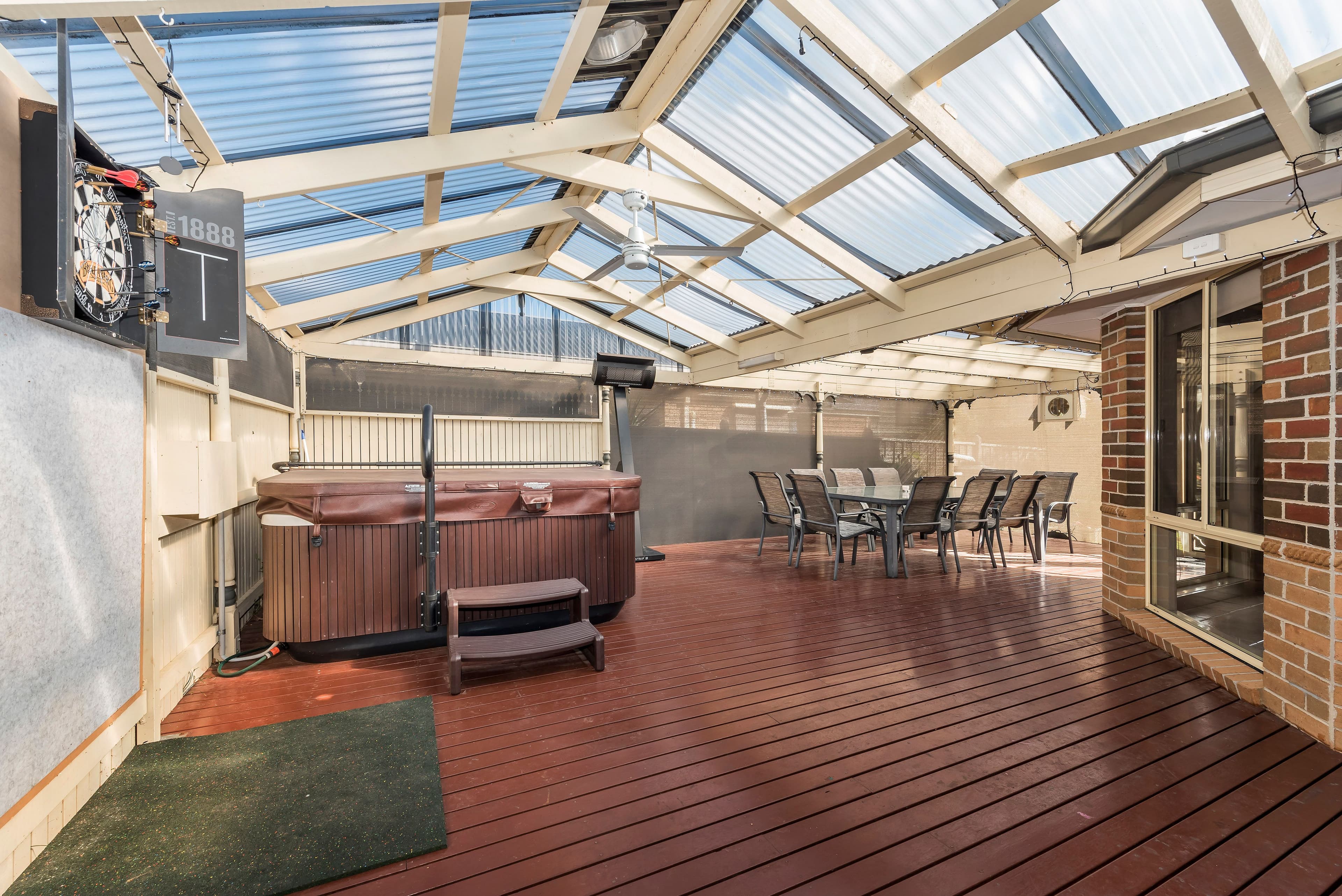 10 Hermitage Place, Rowville VIC 3178, Rowville - Thumbnail 7