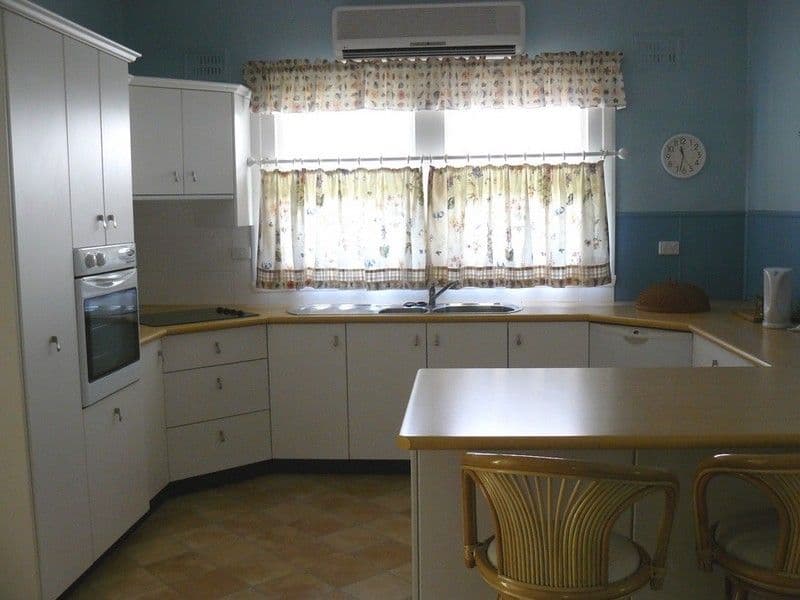 70 Boston Street, MOREE NSW 2400, Moree - Thumbnail 2