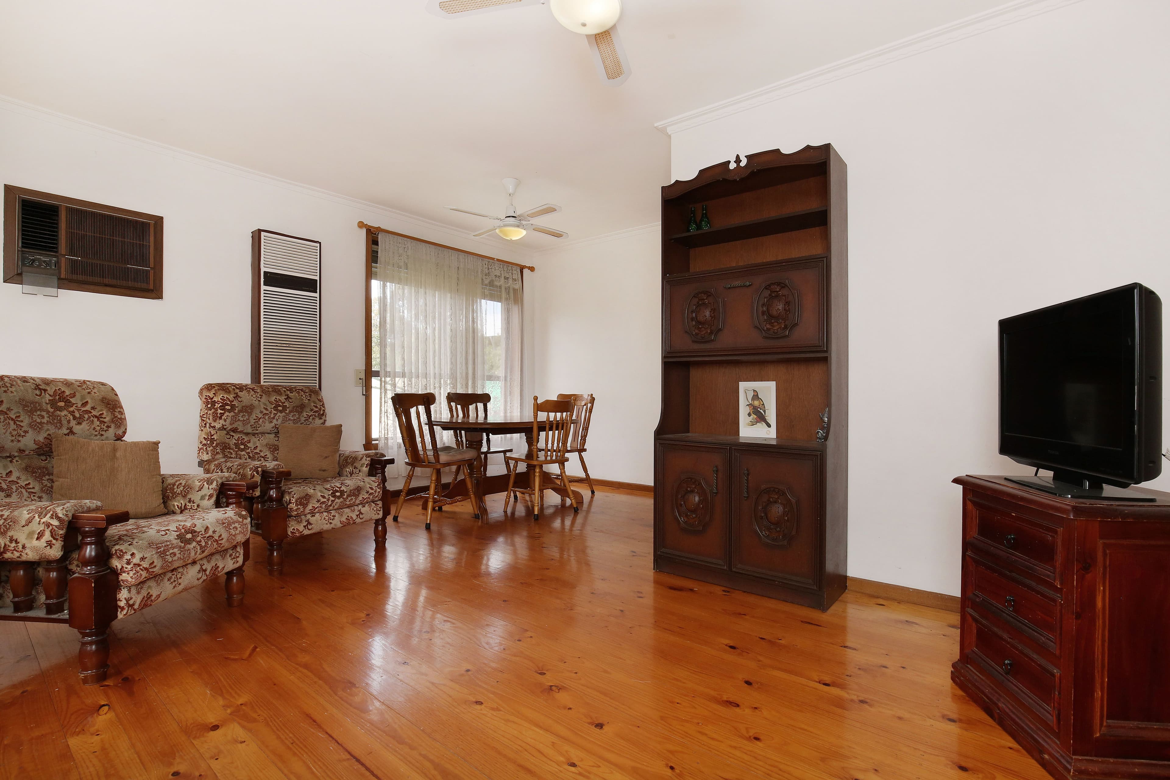 1 Liberty Place, Thomastown VIC 3074, Thomastown - Thumbnail 2