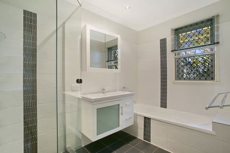 32 Cedarleigh Road, KENMORE QLD 4069, Kenmore - Thumbnail 7