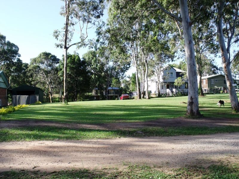 53 Cassandra Avenue, RUSSELL ISLAND QLD 4184, Russell Island - Thumbnail 2
