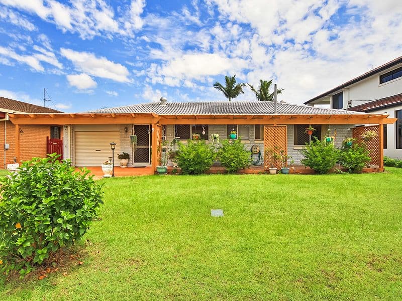 5 Sarasota Key, BROADBEACH WATERS QLD 4218, Broadbeach Waters - Thumbnail 2