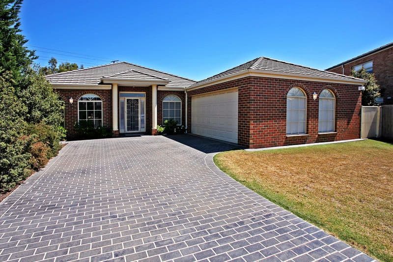 11 Mackie Close, HAMLYN HEIGHTS VIC 3215, Hamlyn Heights - Image 1