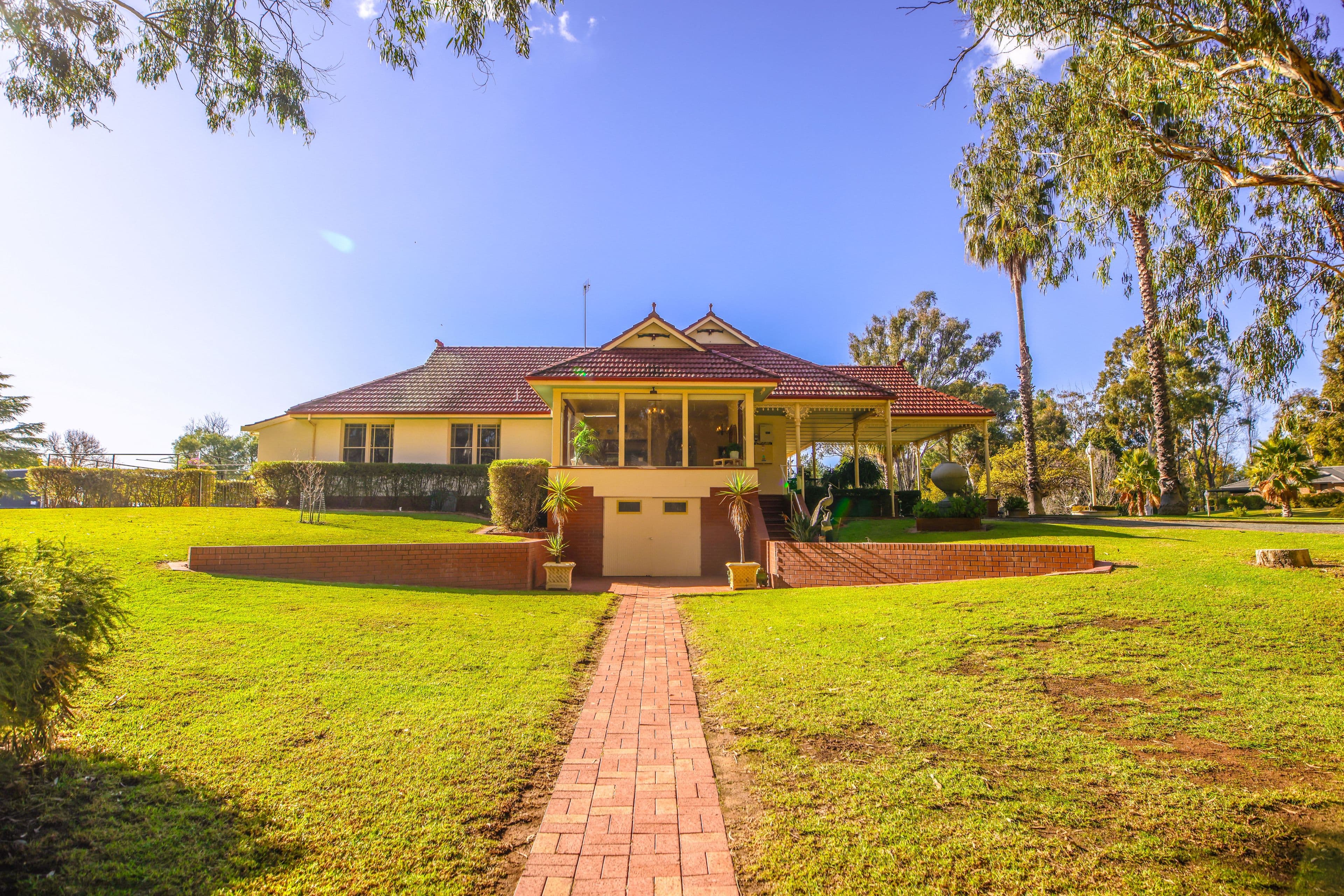 157 Flood Street, Deniliquin NSW 2710, Deniliquin - Thumbnail 2