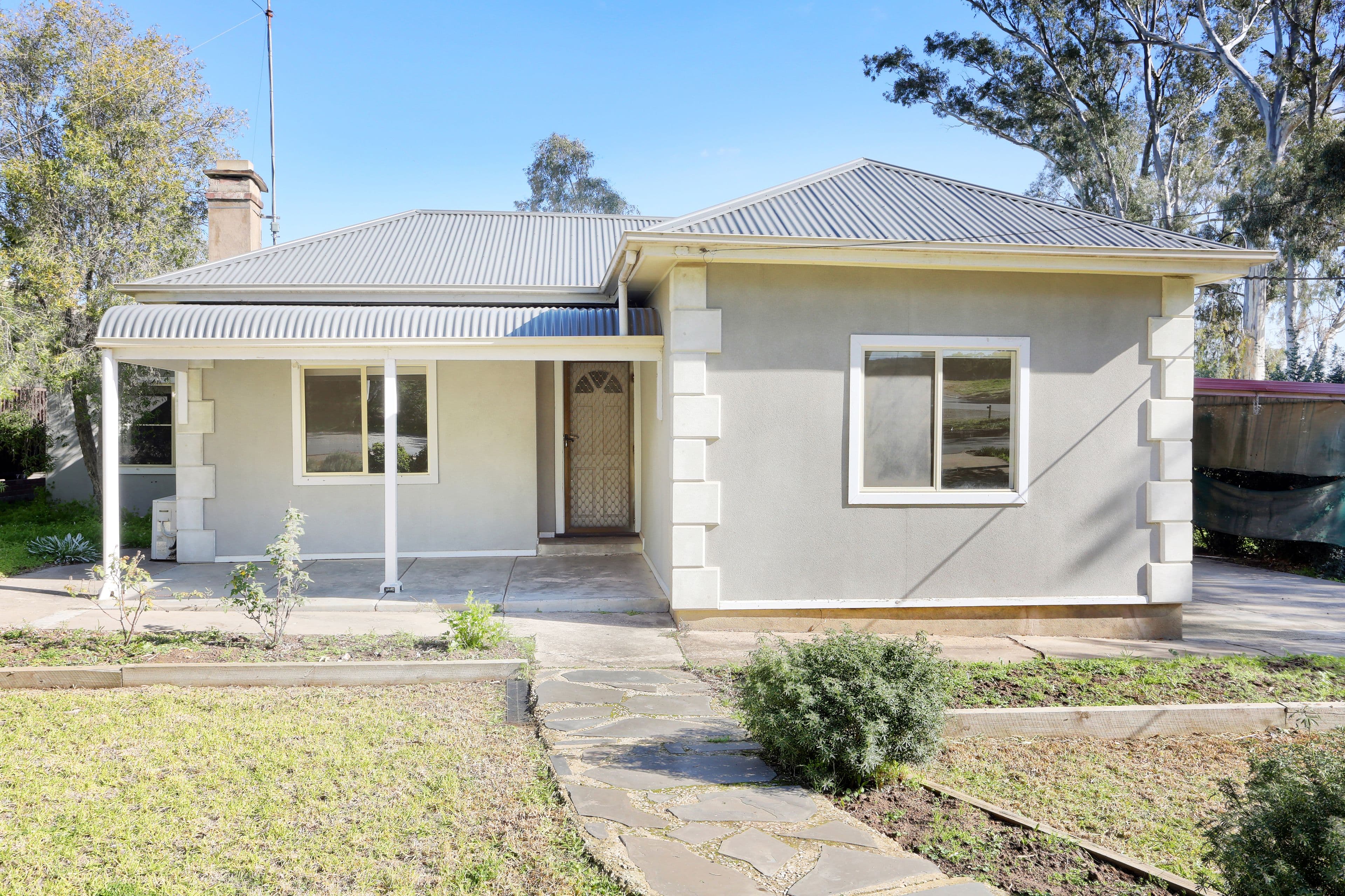 42 New Road, Clare SA 5453, Clare - Thumbnail 2
