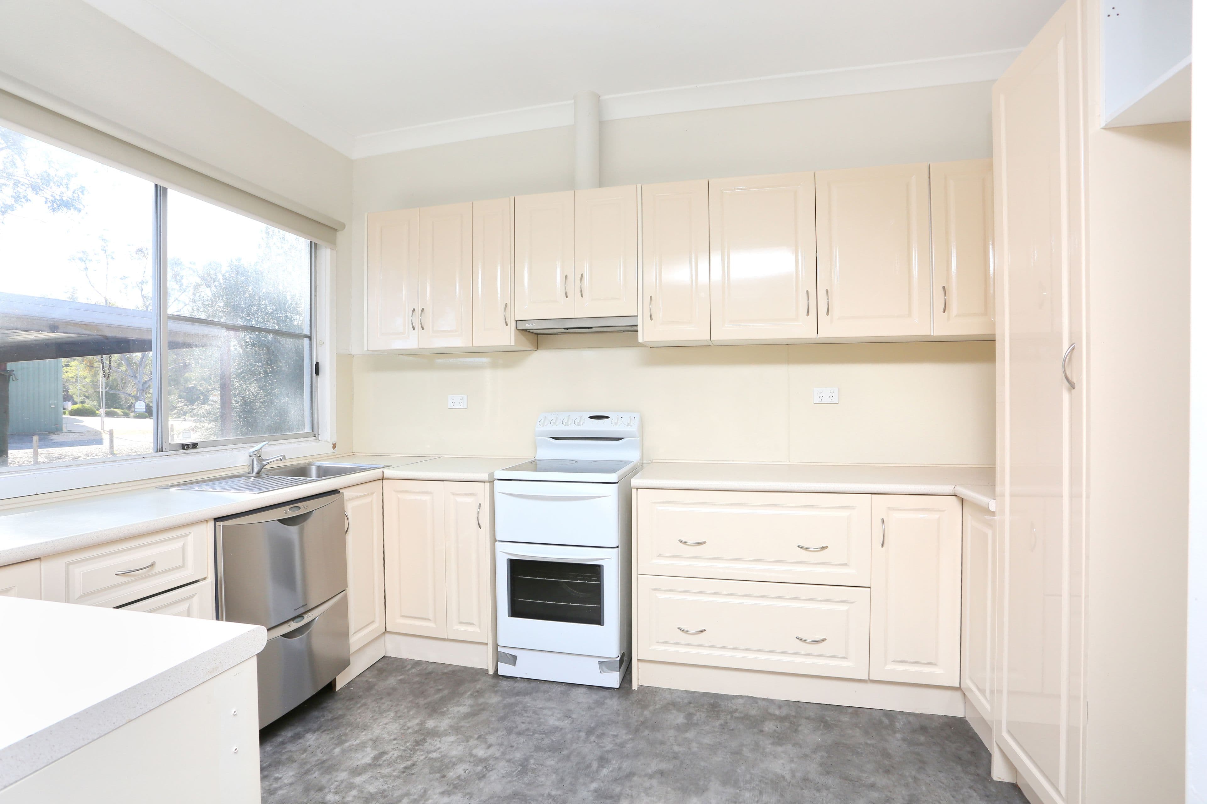 42 New Road, Clare SA 5453, Clare - Thumbnail 5