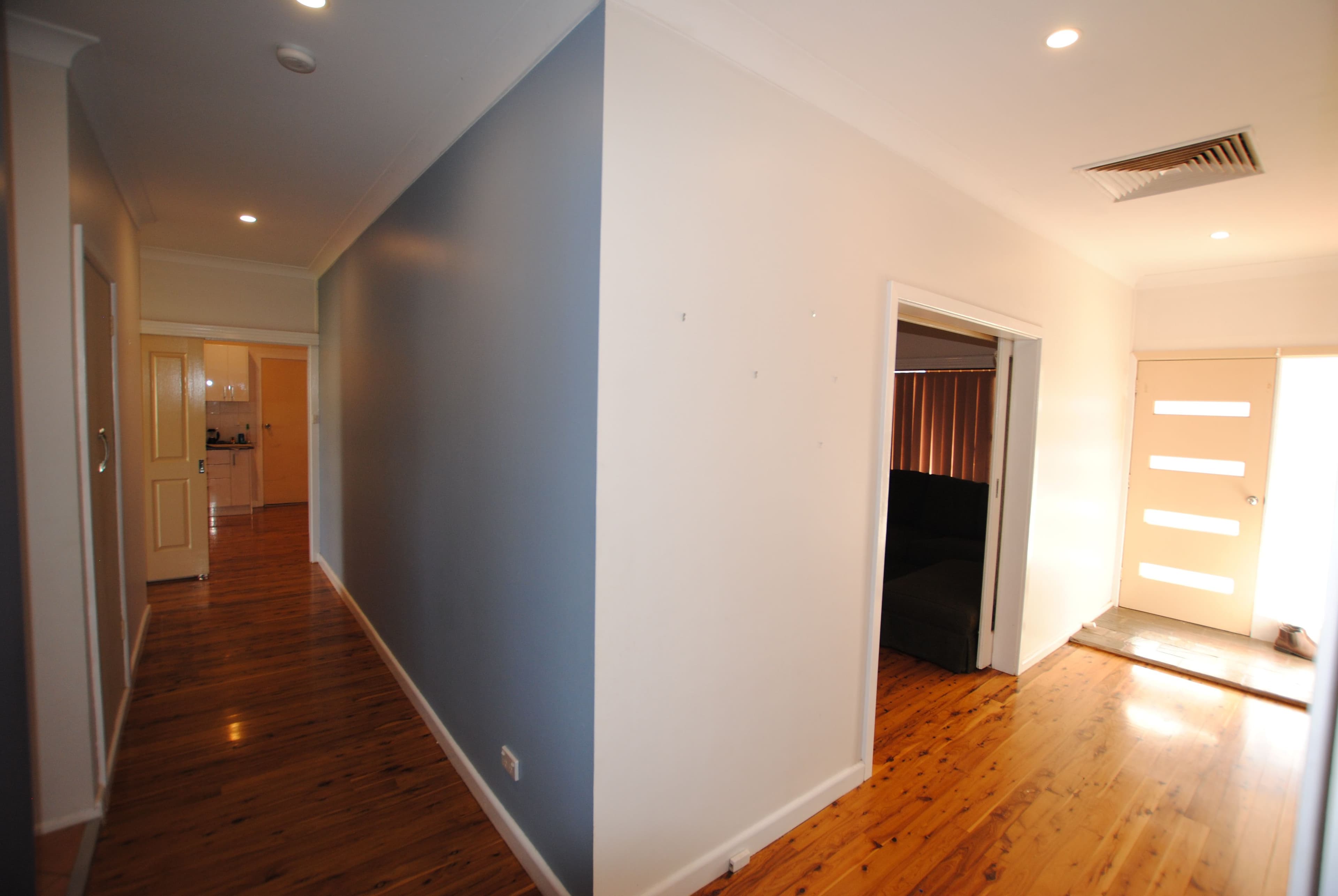 46 Mirrool Avenue, Yenda - Thumbnail 2