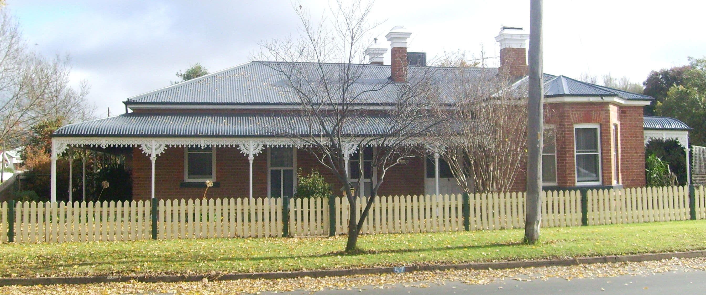 57 Crown Street, Cootamundra - Image 1
