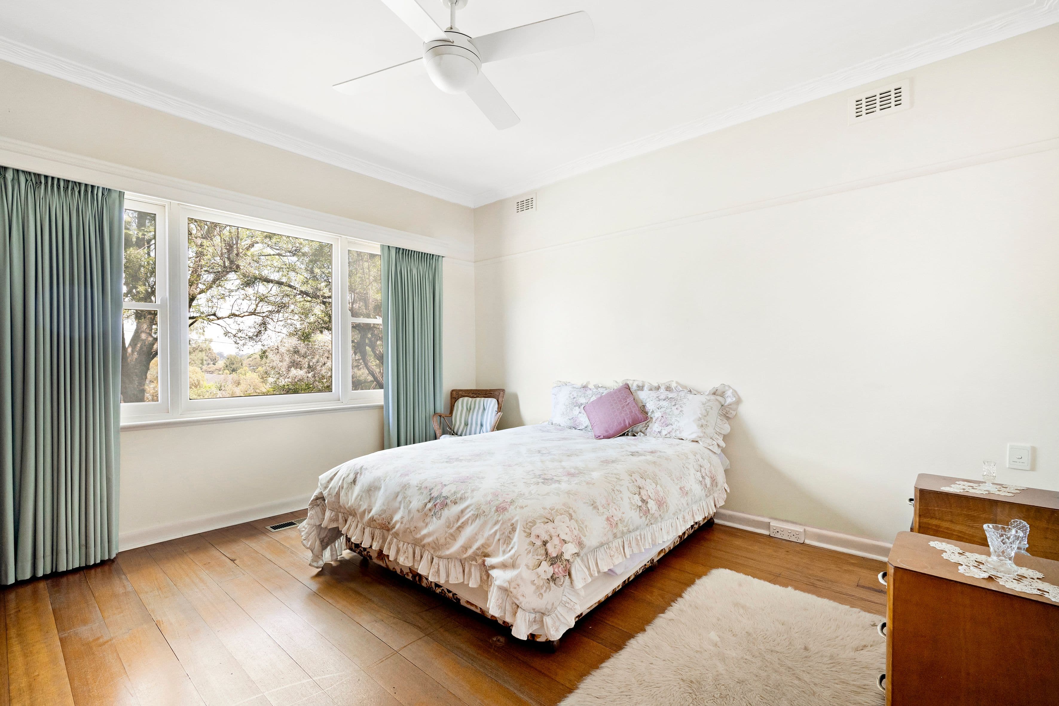 8 Emerald Street, Essendon West VIC 3040, Essendon West - Thumbnail 3