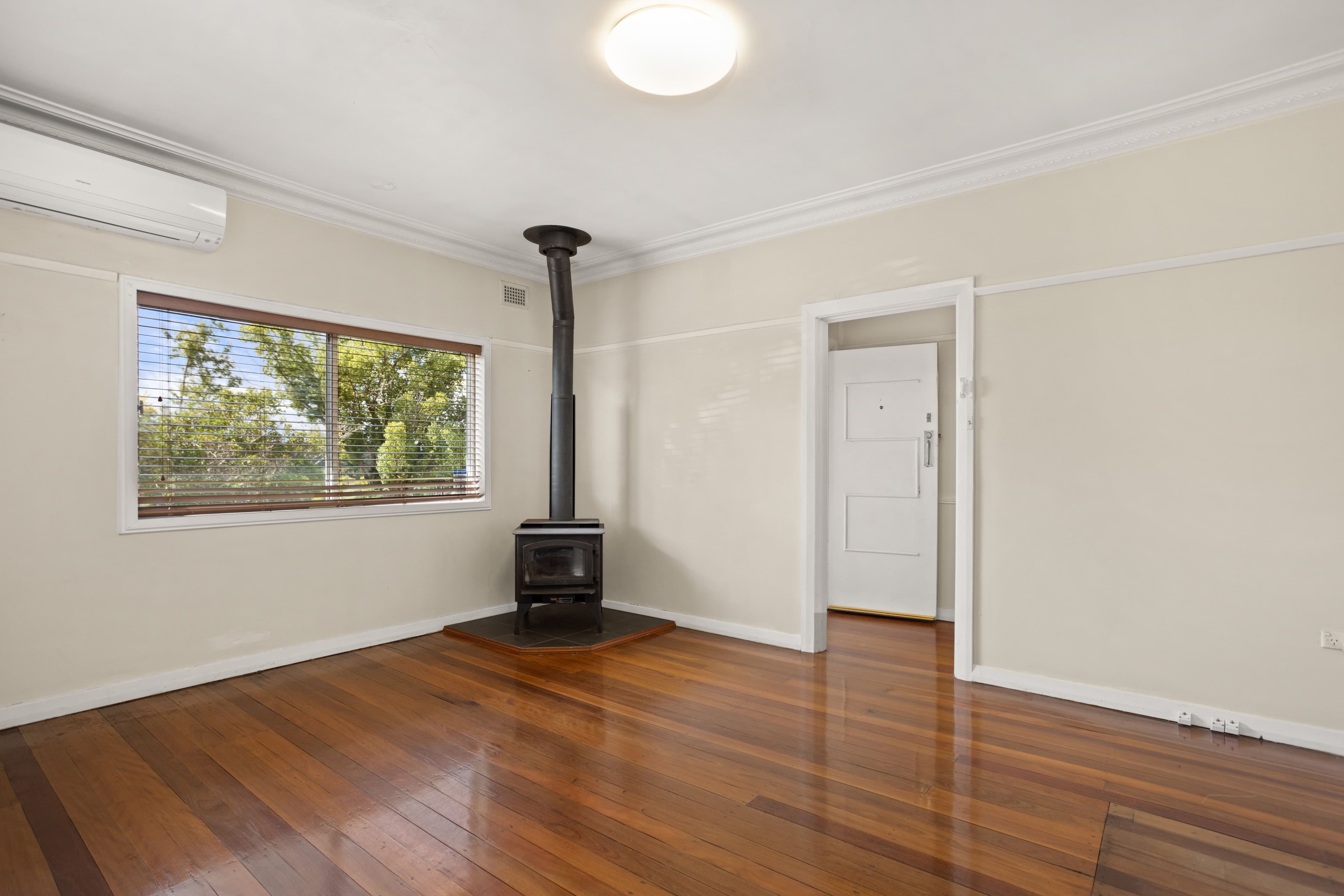 1070 Wingham Road, Wingham NSW 2429, Wingham - Thumbnail 2