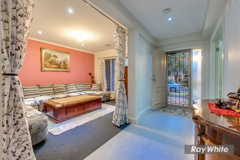 7 Moonlight Place, Tarneit VIC 3029, Tarneit - Thumbnail 3