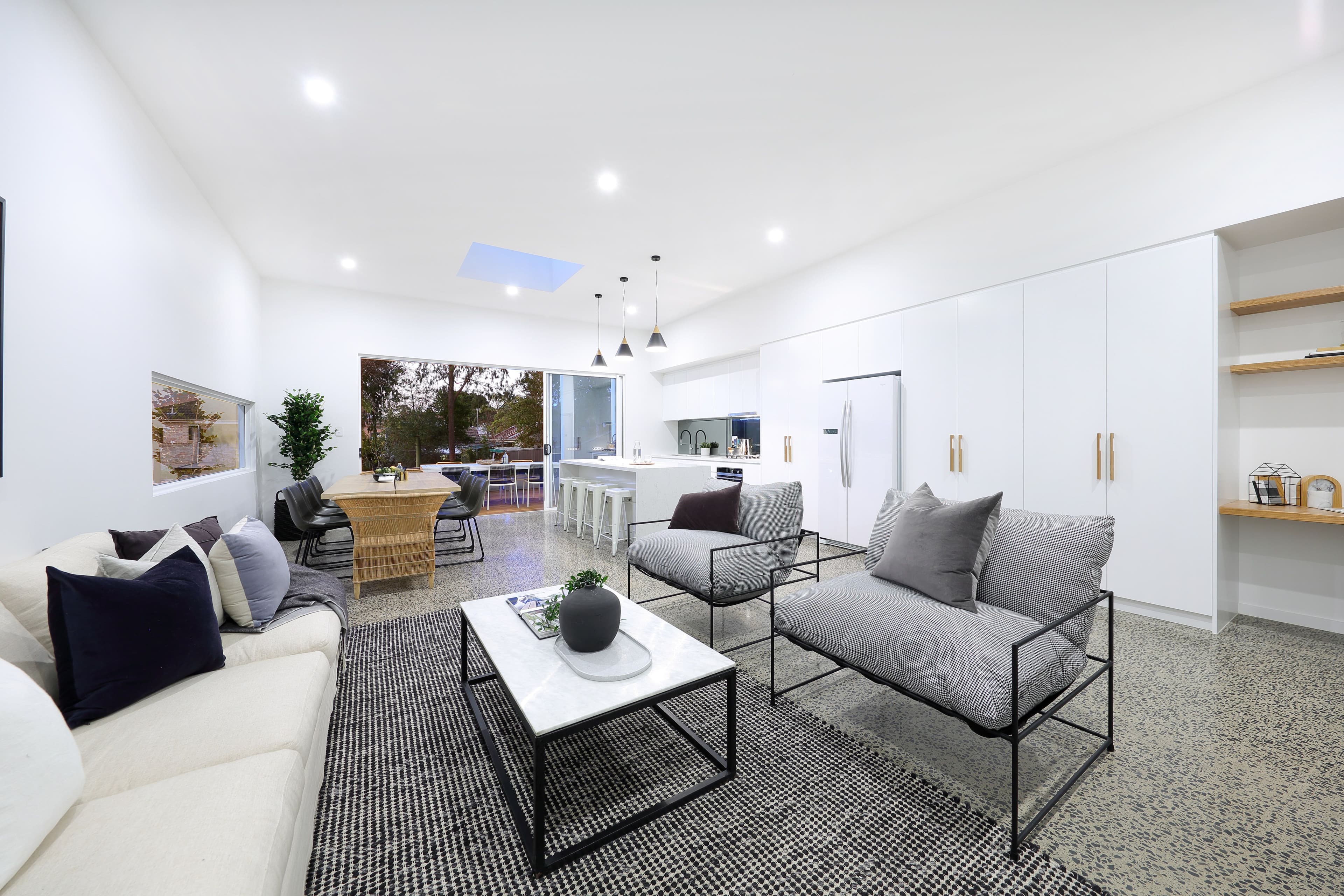 32 Anderson Road, Mortdale - Thumbnail 3