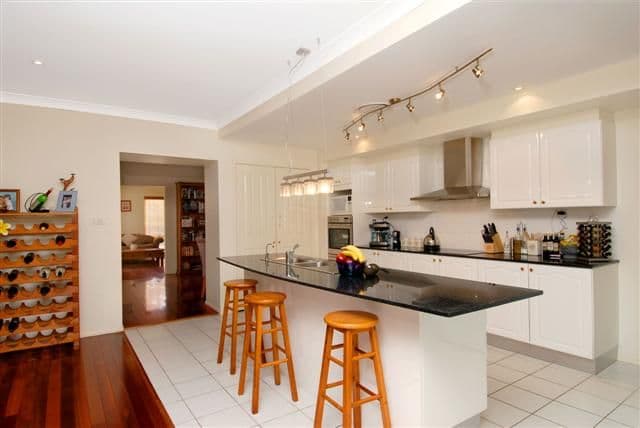 17  Forest Crescent, BEAUMONT HILLS NSW 2155, Beaumont Hills - Thumbnail 2