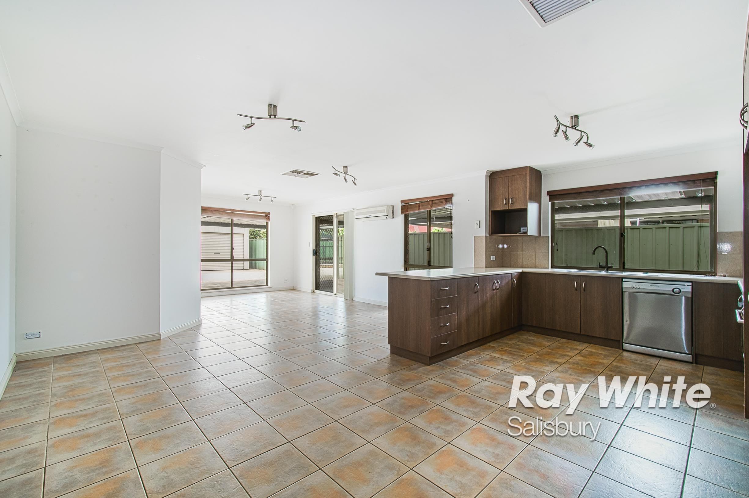 6 Compton Street, Salisbury North SA 5108, Salisbury North - Thumbnail 5