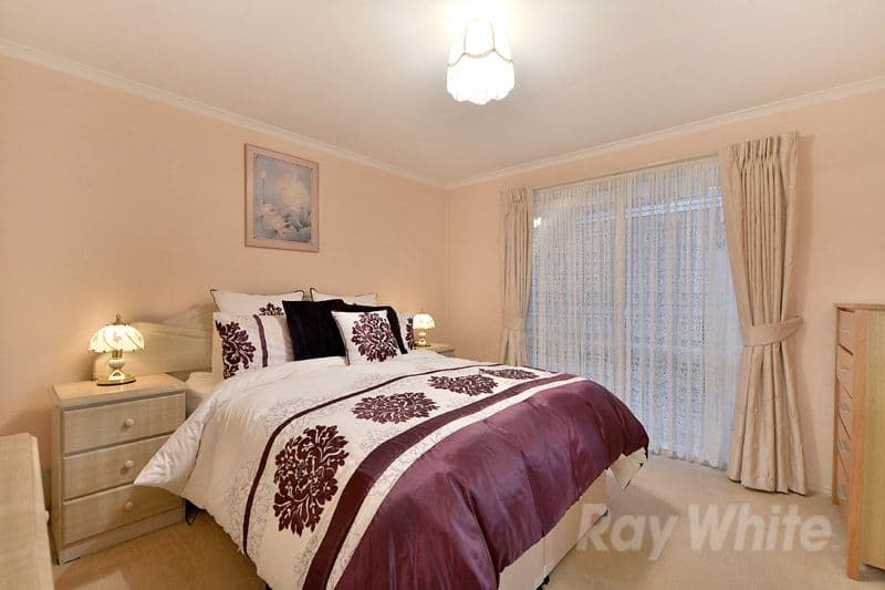 24 Laanecoorie Drive, LYSTERFIELD VIC 3156, Lysterfield - Thumbnail 4