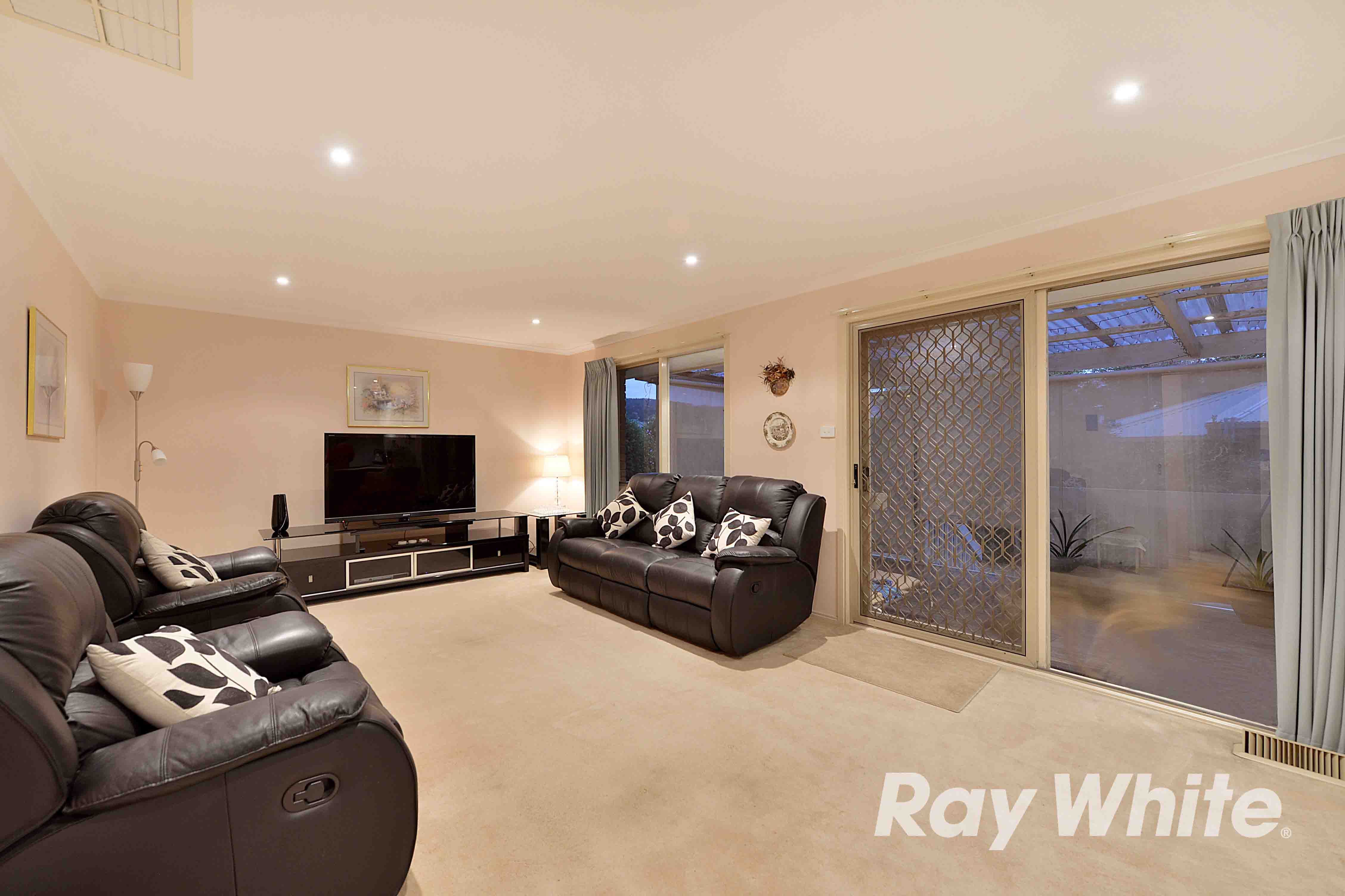 24 Laanecoorie Drive, LYSTERFIELD VIC 3156, Lysterfield - Thumbnail 6