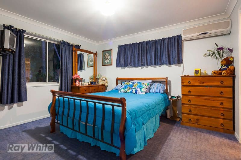 20 Kalmia Drive, REDLAND BAY QLD 4165, Redland Bay - Thumbnail 4