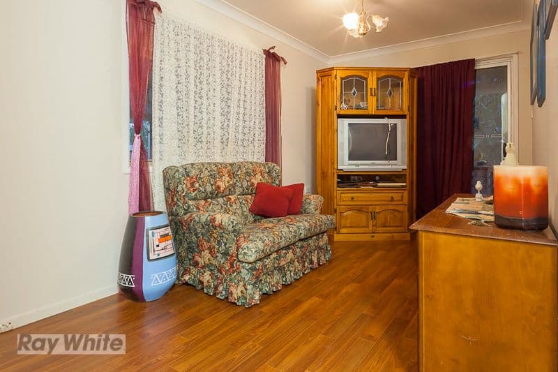 20 Kalmia Drive, REDLAND BAY QLD 4165, Redland Bay - Thumbnail 7