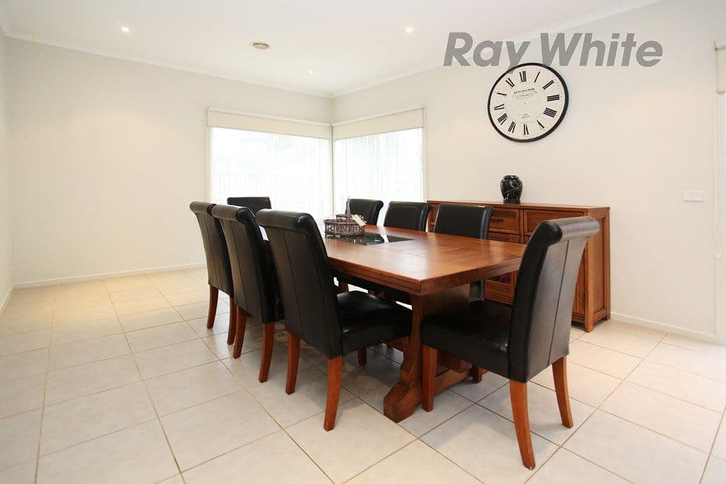 1 Tattler Court, POINT COOK VIC 3030, Point Cook - Thumbnail 4