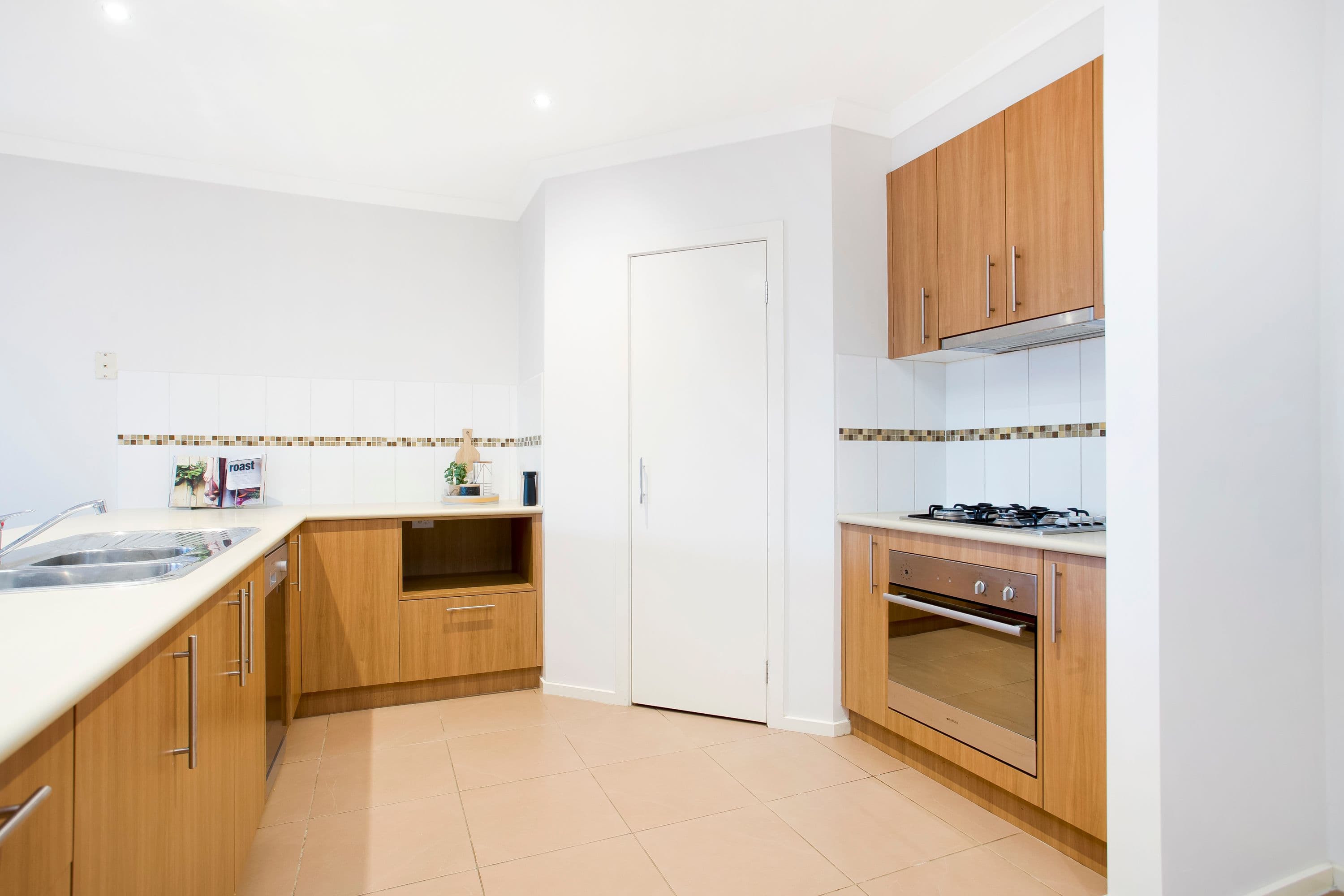 27 Kensley Circuit, Craigieburn VIC 3064, Craigieburn - Thumbnail 2