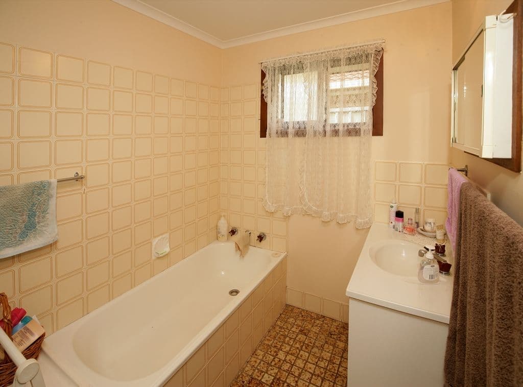 6 Ontario Drive, Lake Albert NSW 2650, Lake Albert - Thumbnail 6