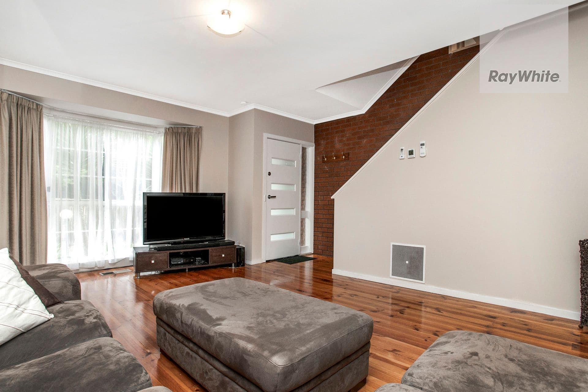 242 Melrose Drive, Tullamarine VIC 3043, Tullamarine - Thumbnail 4
