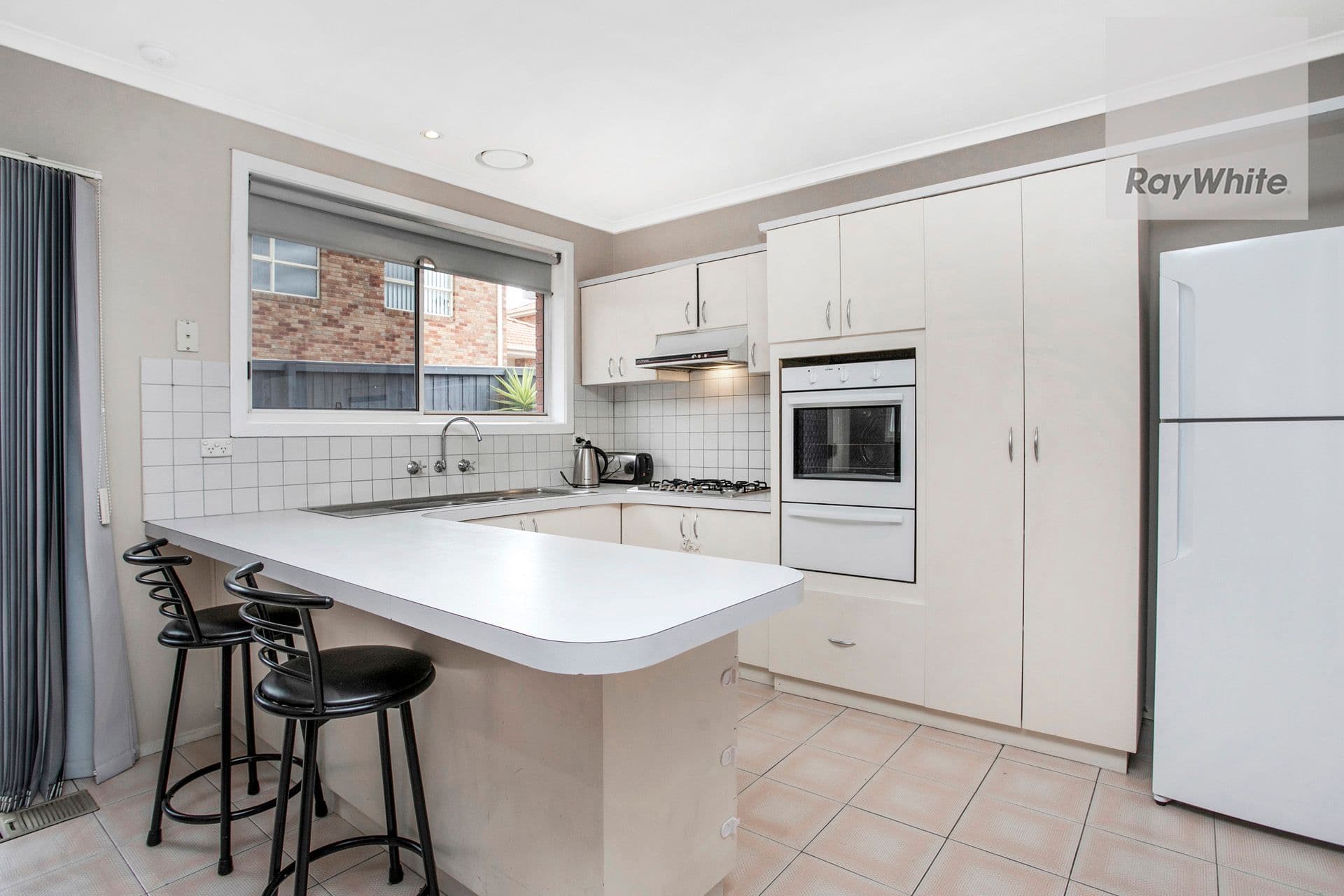 242 Melrose Drive, Tullamarine VIC 3043, Tullamarine - Thumbnail 6