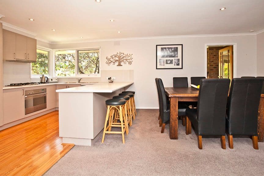 49 Mary Avenue, WHEELERS HILL VIC 3150, Wheelers Hill - Thumbnail 2