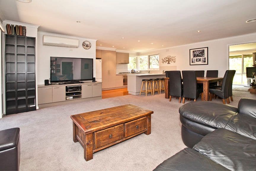 49 Mary Avenue, WHEELERS HILL VIC 3150, Wheelers Hill - Thumbnail 3