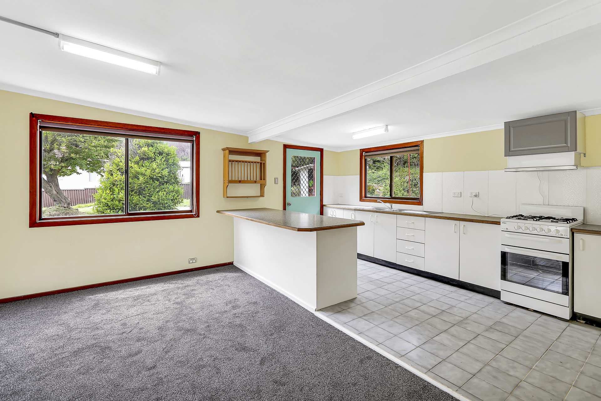 8 Berry Street, Lithgow NSW 2790, Lithgow - Thumbnail 2