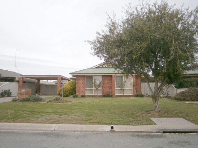 12 Annie Court, Moama - Image 1