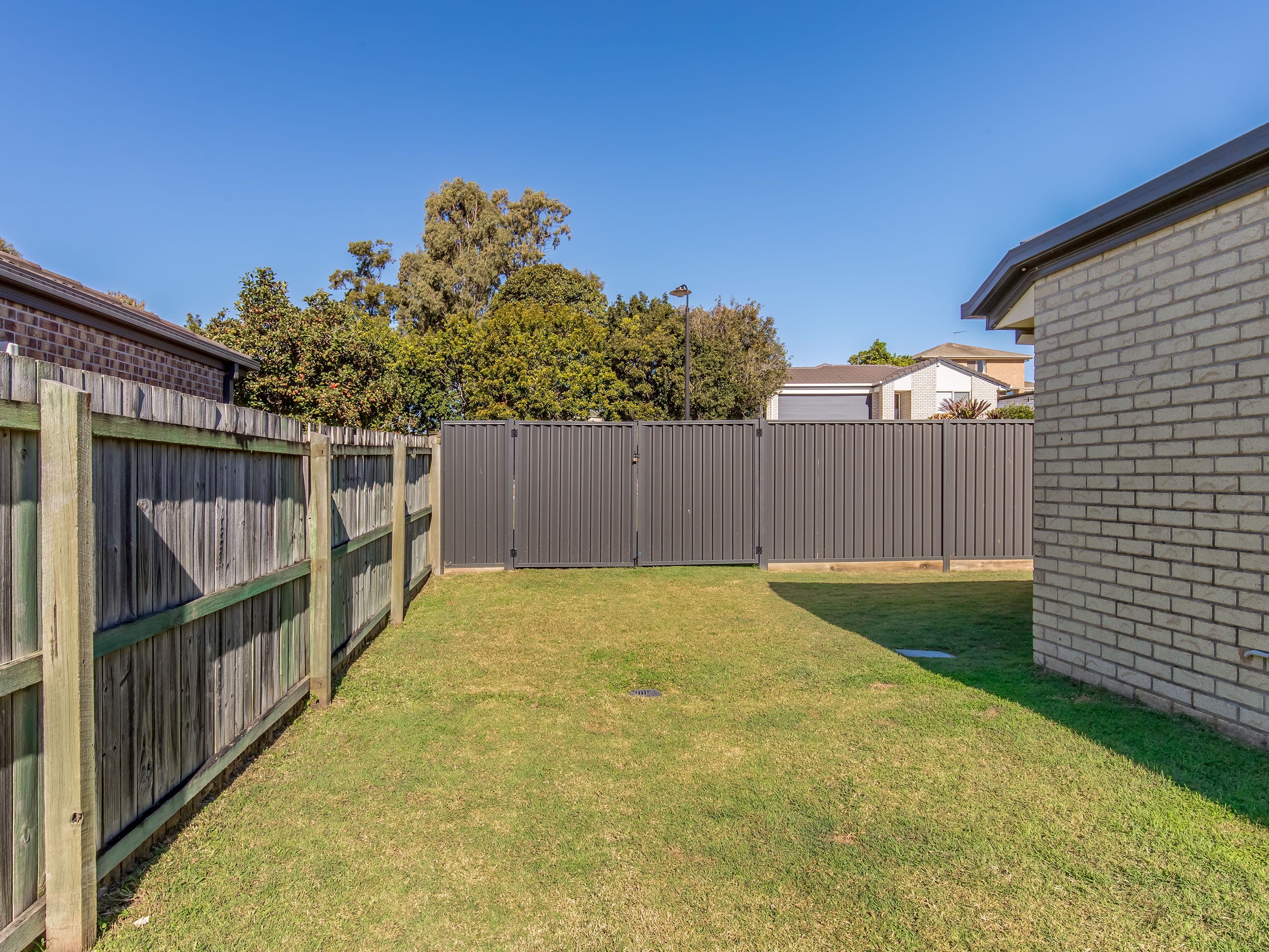 8 Bedivere Drive, Ormeau QLD 4208, Ormeau - Thumbnail 2