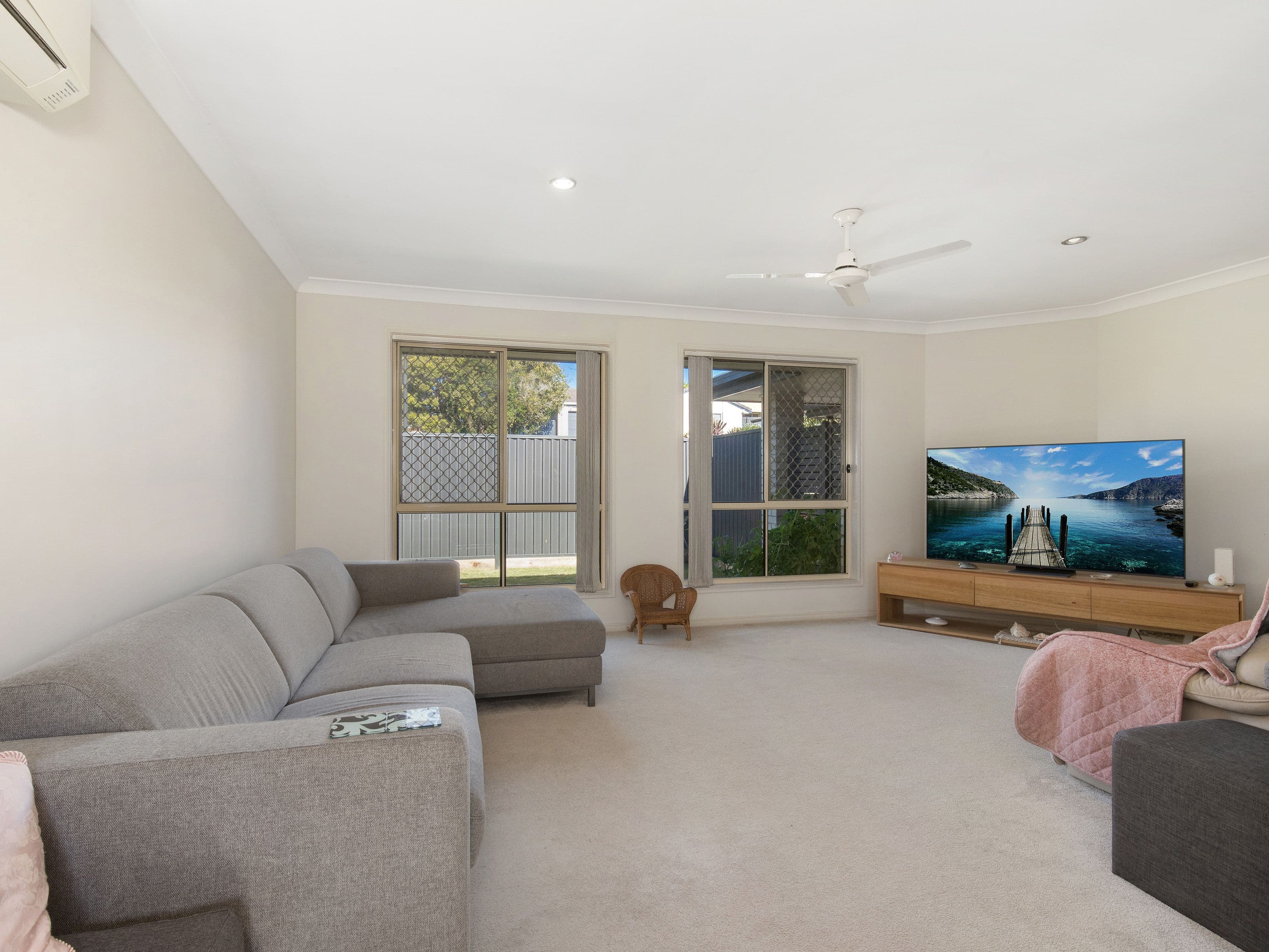 8 Bedivere Drive, Ormeau QLD 4208, Ormeau - Thumbnail 7