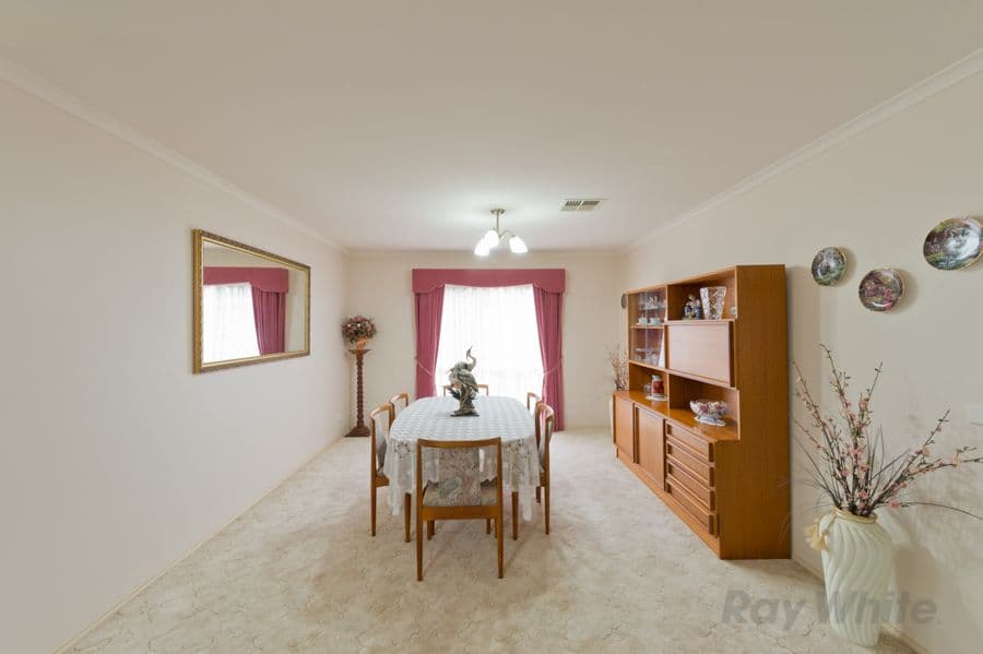 14 Fleetwood Circuit, MELTON WEST VIC 3337, Melton West - Thumbnail 5