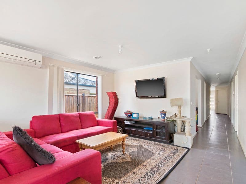 14 Cherry Close, Melton West VIC 3337, Melton West - Thumbnail 3