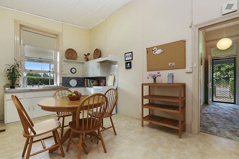 33 Gilbert Street, HAMLEY BRIDGE SA 5401, Hamley Bridge - Thumbnail 3